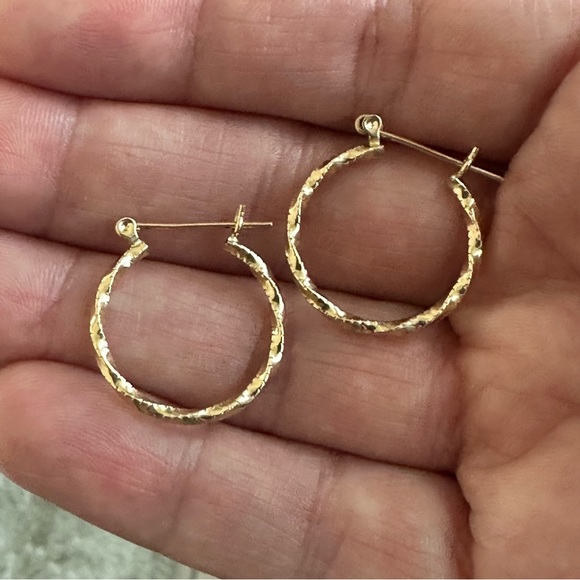 14k Solid Gold Twist Hoop Earrings - Picture 2 of 15